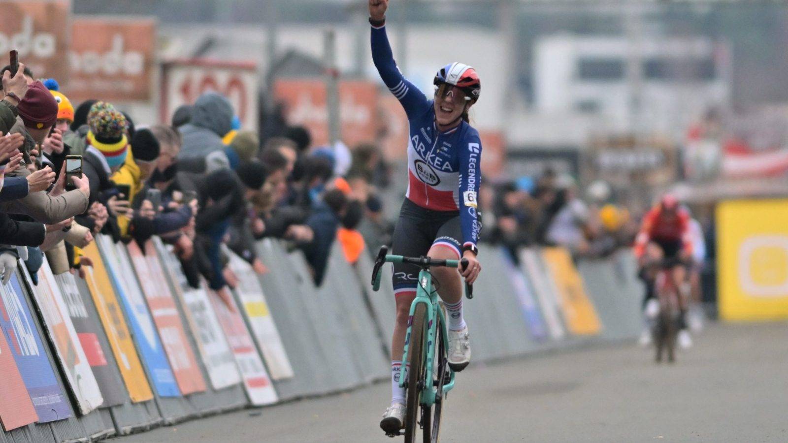 French Amandine Fouquenet celebrates as she crosses the finish line to win the women elite race at the cyclocross cycling event in Heusden-Zolder, stage 5/8 in the Superprestige competition, Tuesday 23 December 2025.
BELGA PHOTO DAVID PINTENS
